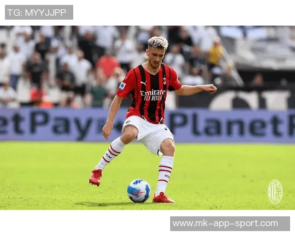 意媒报道萨勒马科尔斯内收肌不适情况将持续监测恢复进展